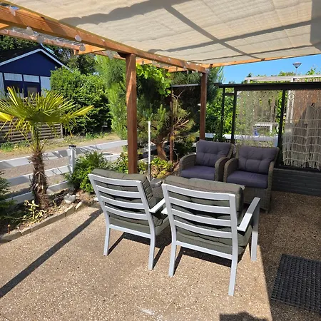 Lazy Near Hoek Holland *