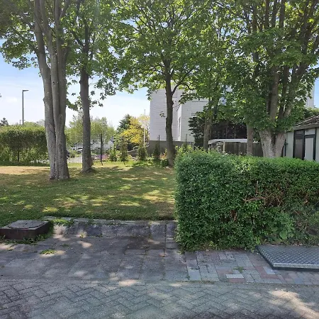 Lazy Near Hoek Holland Хук-ван-Холланд